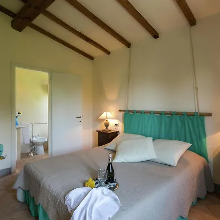 With Private Swimming Pool And Spacious Garden In The Valdichiana, Close To