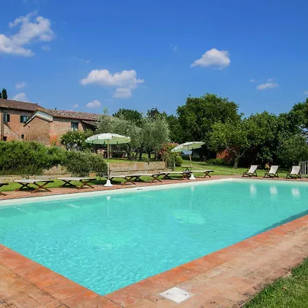 With Private Swimming Pool And Spacious Garden In The Valdichiana, Close To Villa Cortona