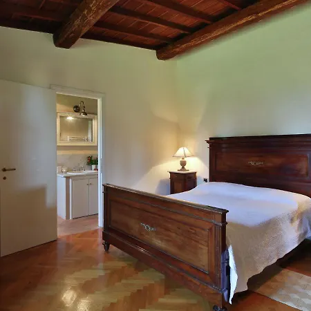 Villa With Private Swimming Pool And Spacious Garden In The Valdichiana, Close To Cortona